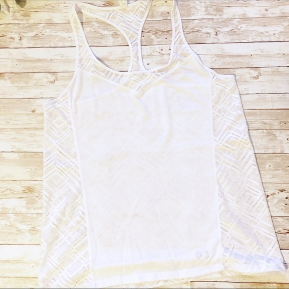 UNDER ARMOUR